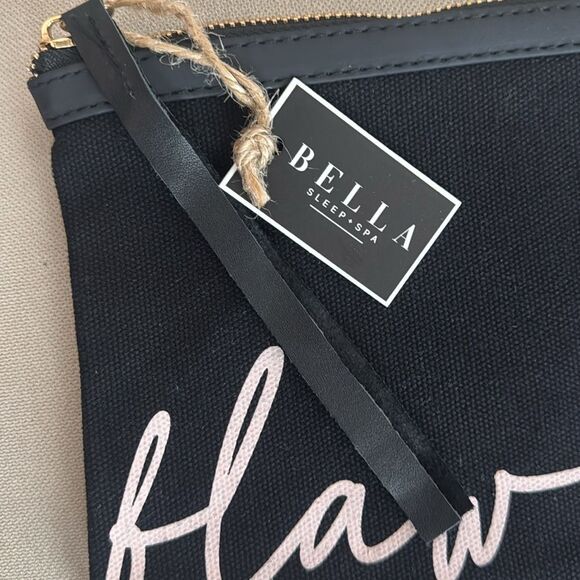 Black Canvas and Leather Zip Pouch - Picture 4 of 4